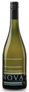 Benjamin Bridge Nova 7 2010, Gaspereau Valley Bottle