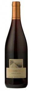 Alfredo Roca Pinot Noir 2010, Mendoza Bottle