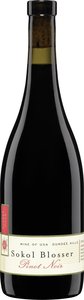 Sokol Blosser Pinot Noir 2010, Dundee Hills, Willamette Valley Bottle